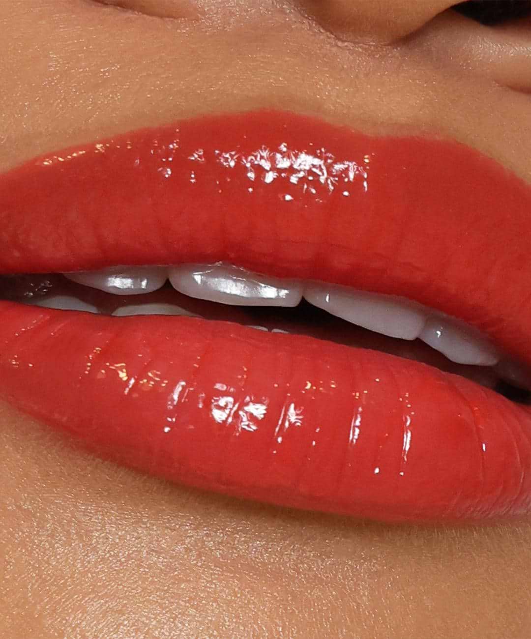 REFY Lip Gloss - RED