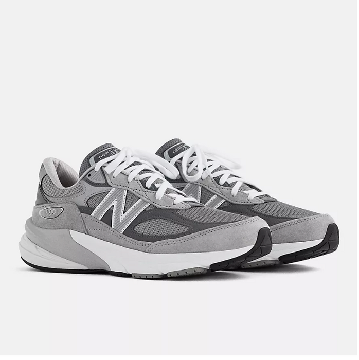 New Balance 990v6