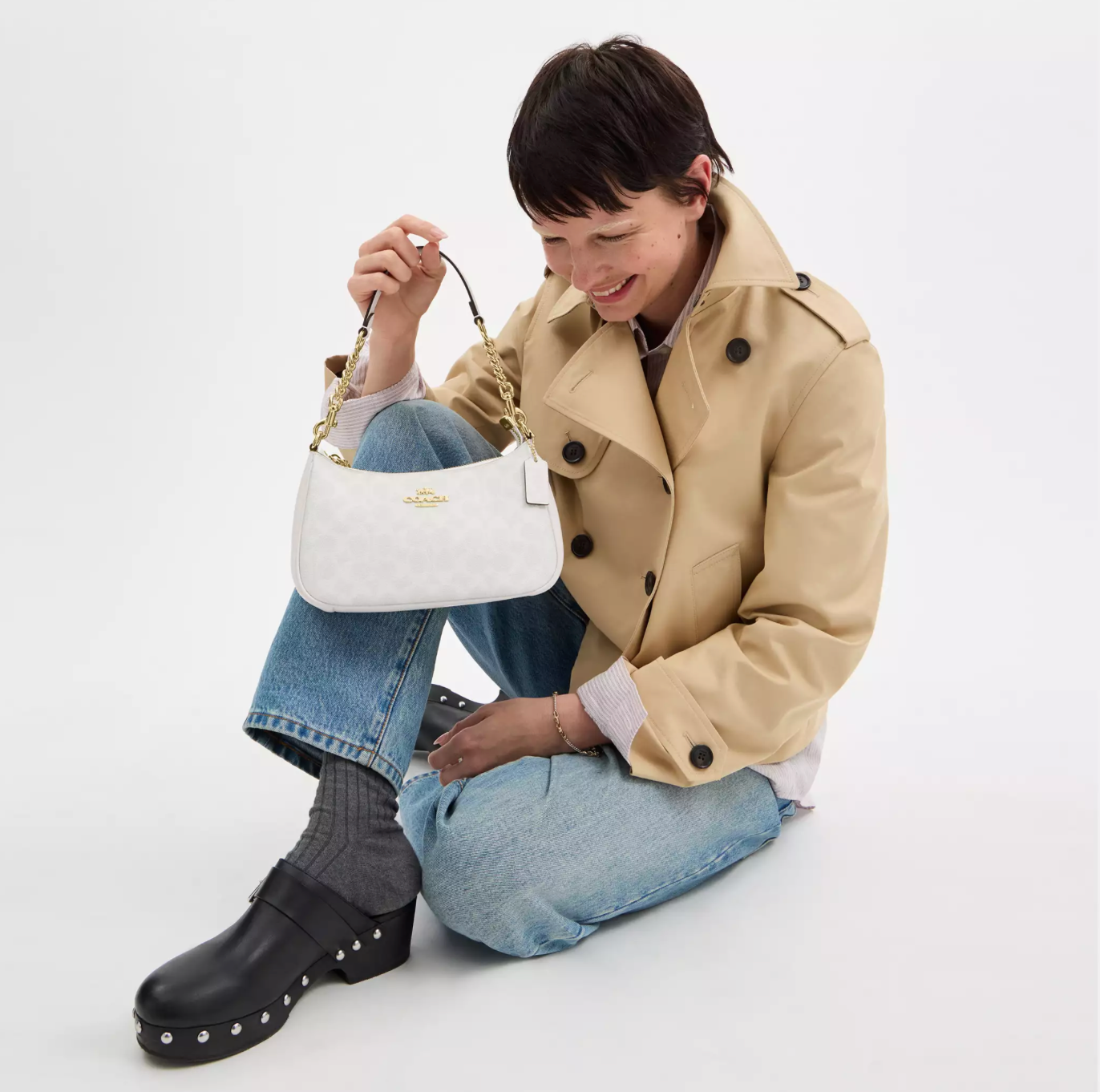 Coach Teri Shoulder Bag In Signature Canvas