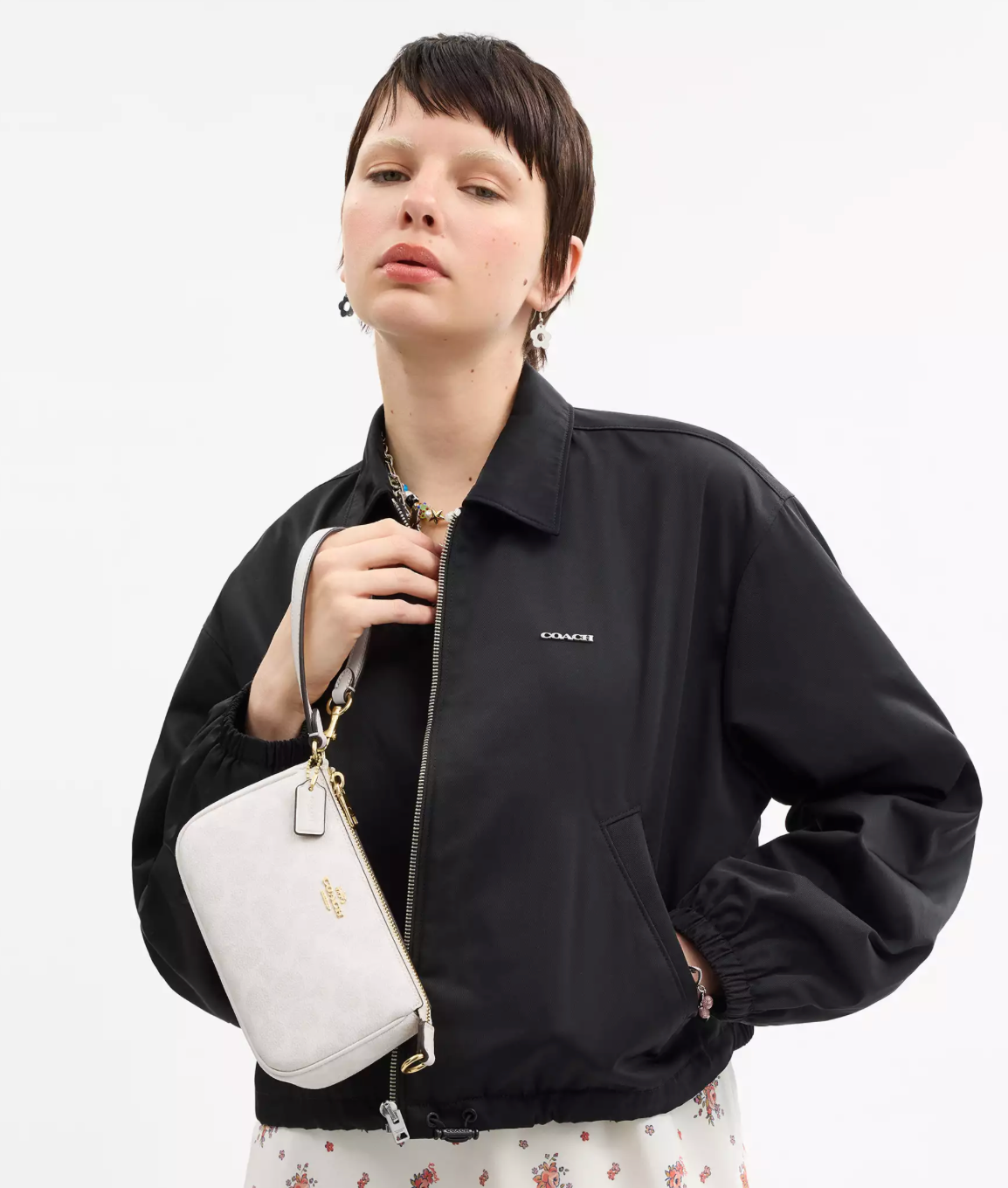 Coach Nolita 19 In Signature Canvas- White/Chalk