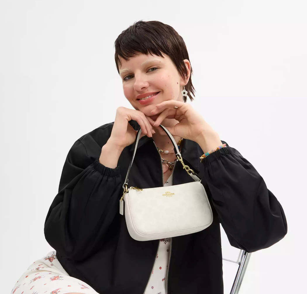 Coach Nolita 19 In Signature Canvas- White/Chalk