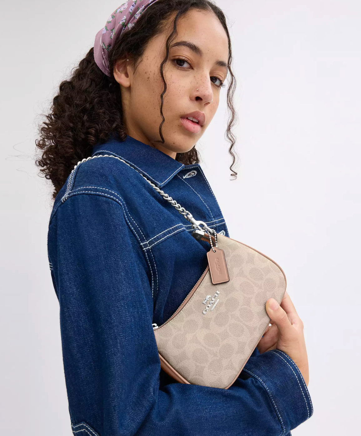 Coach Teri Mini Crossbody Bag In Signature Canvas Kadın Çanta