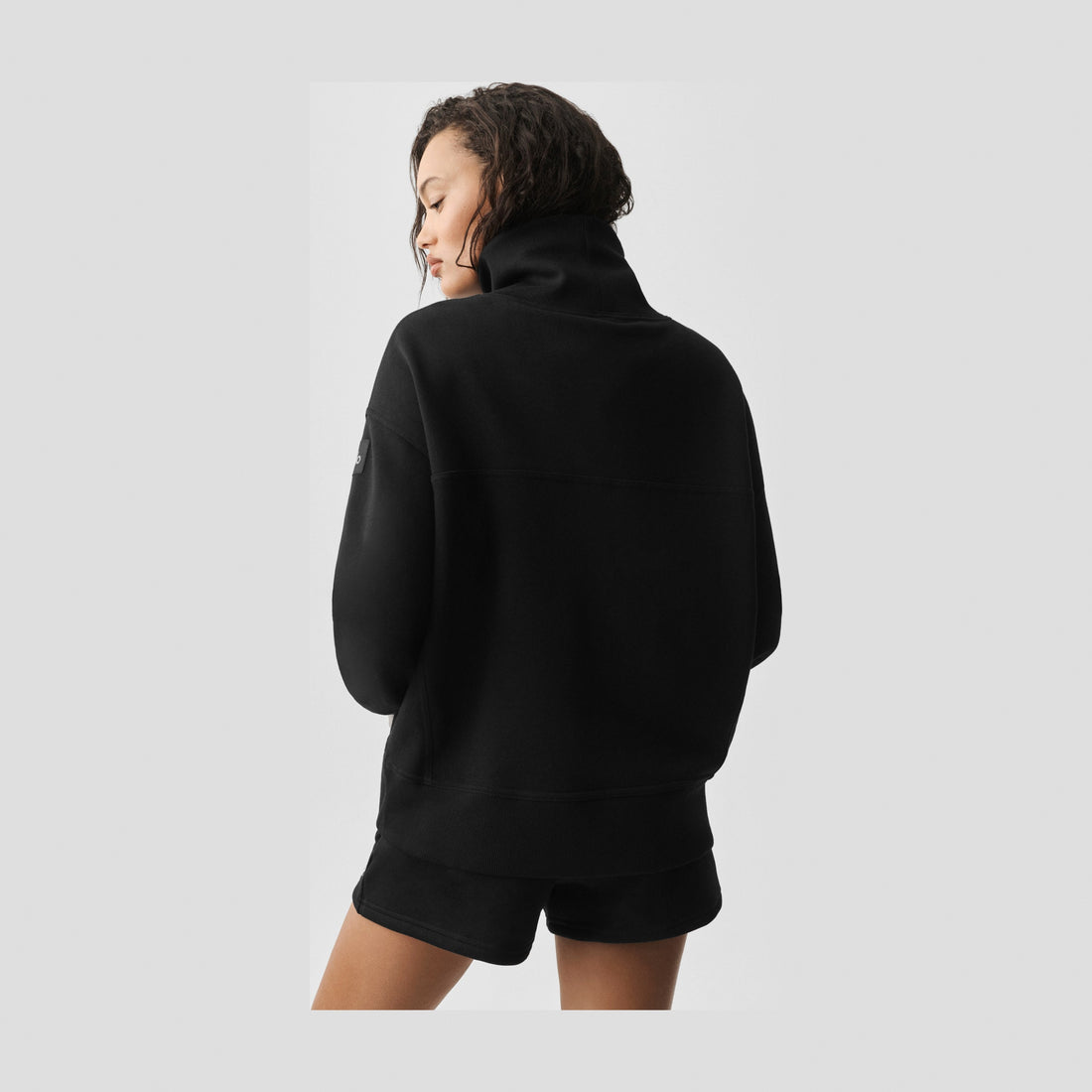 Alo Yoga Hazy Mock Neck Pullover - Black
