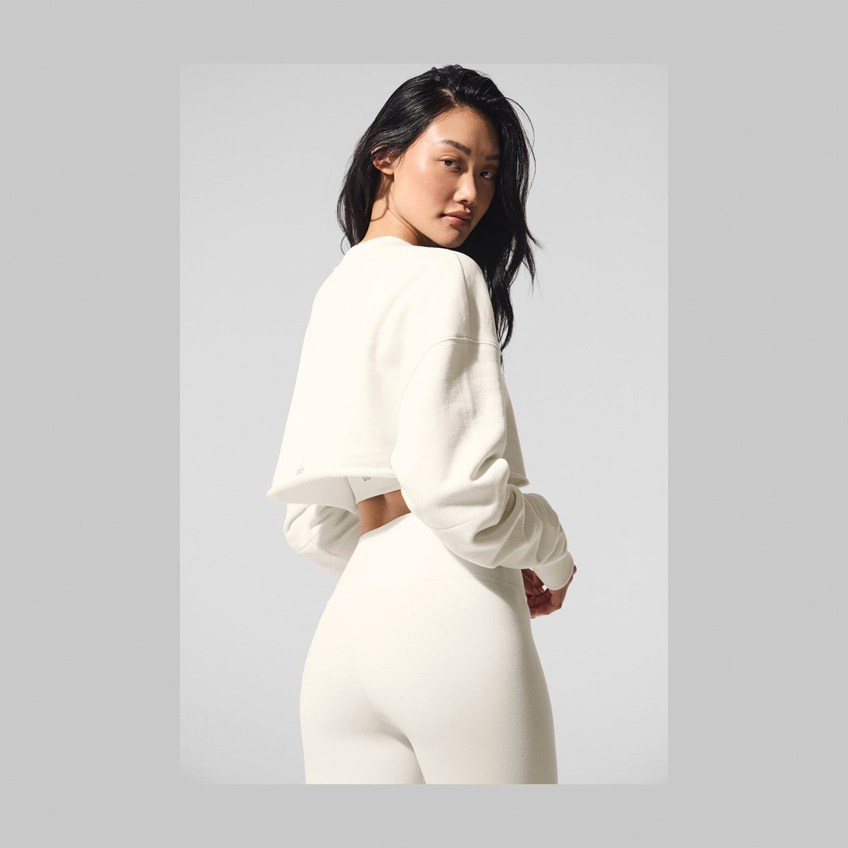 Alo Yoga Extreme Cropped Pullover - Ivory