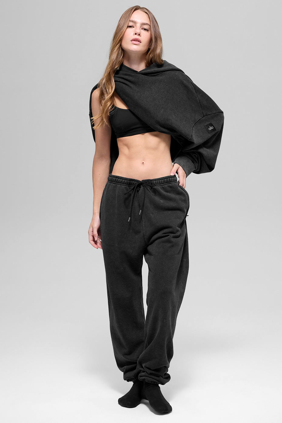 Alo Yoga Chill Vintage Wash Hoodie - Black Wash