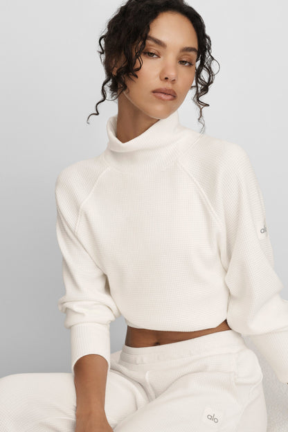 Alo Yoga Waffle Weekend Escape Mock Neck Long Sleeve - Ivory