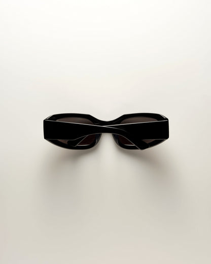 VEHLA Gia Sunglasses - Black/Smoke