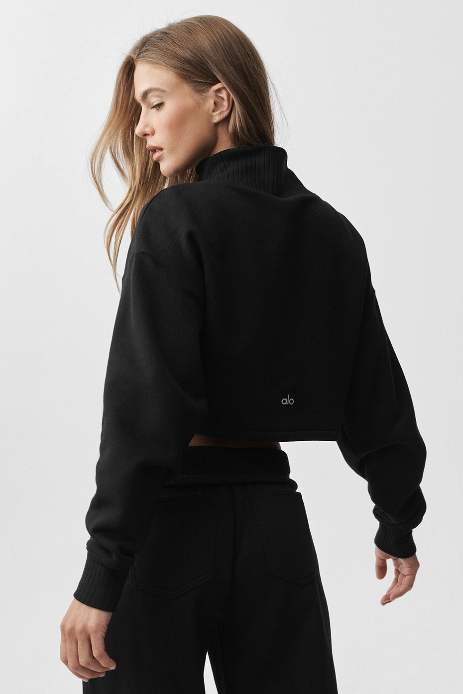 Alo Yoga Cropped Serenity Coverup - Black