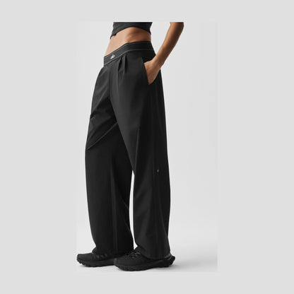 Alo Yoga Suit Up Trouser (Short) - Black