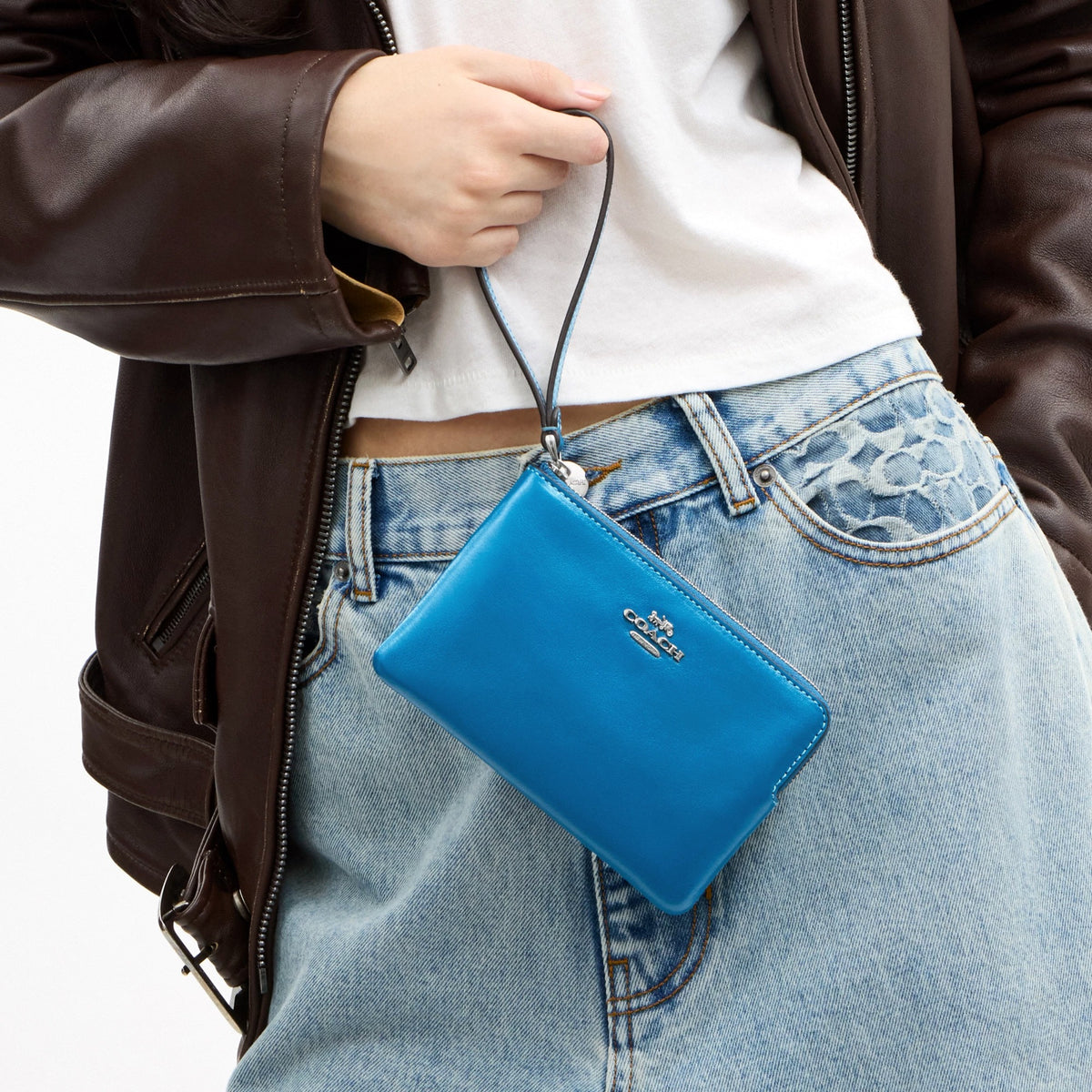 Coach Corner Zip Wristlet - Silver/Blue Jay