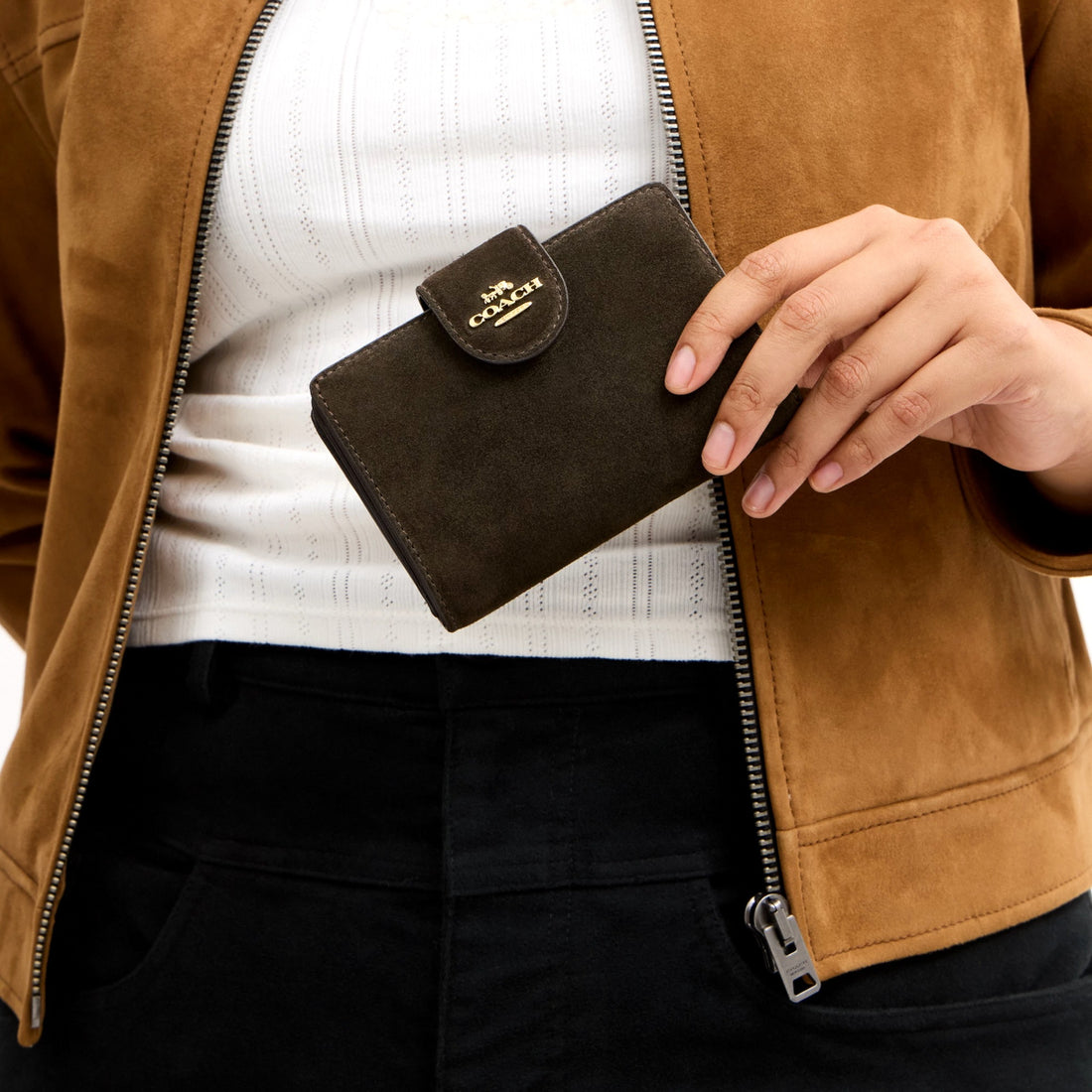 Coach Medium Corner Zip Wallet - Gold/Ebony