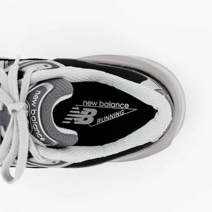 New Balance Made in USA 990v6 - BLACK with WHITE