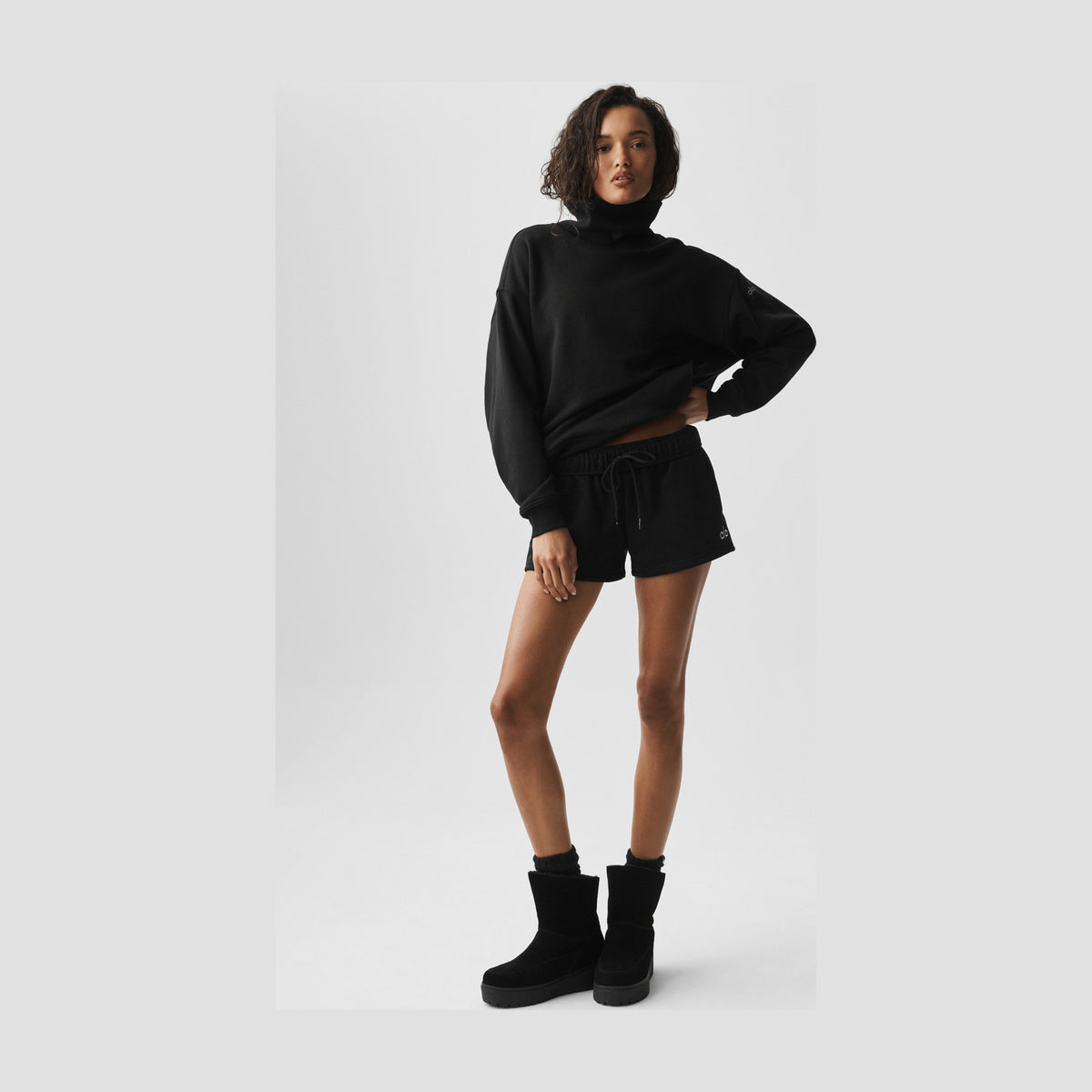 Alo Yoga Hazy Mock Neck Pullover - Black