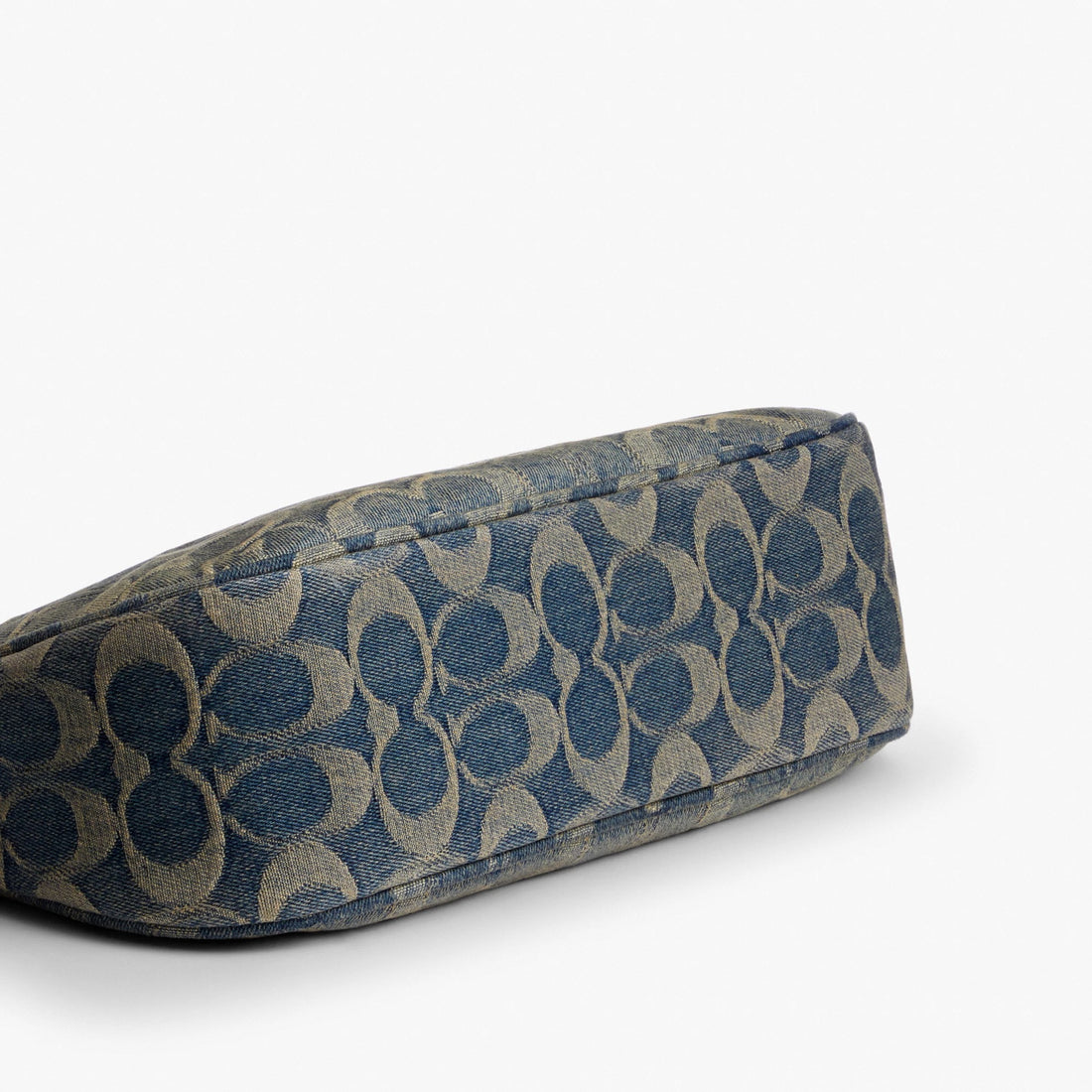 Coach Teri Shoulder Bag In Signature Regenerative Cotton Denim - Gold/Denim