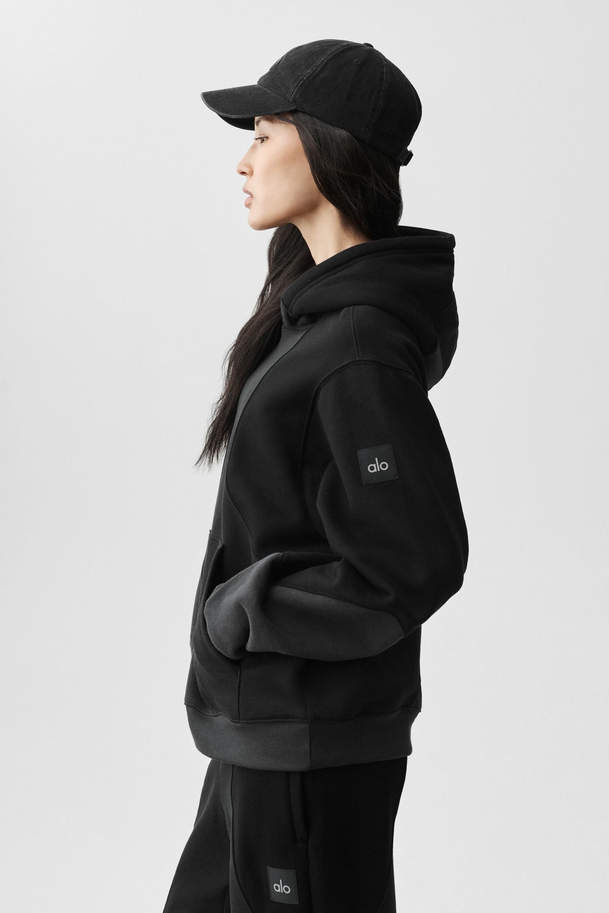 Alo Yoga Make Waves Hoodie - Vintage Black Tonal