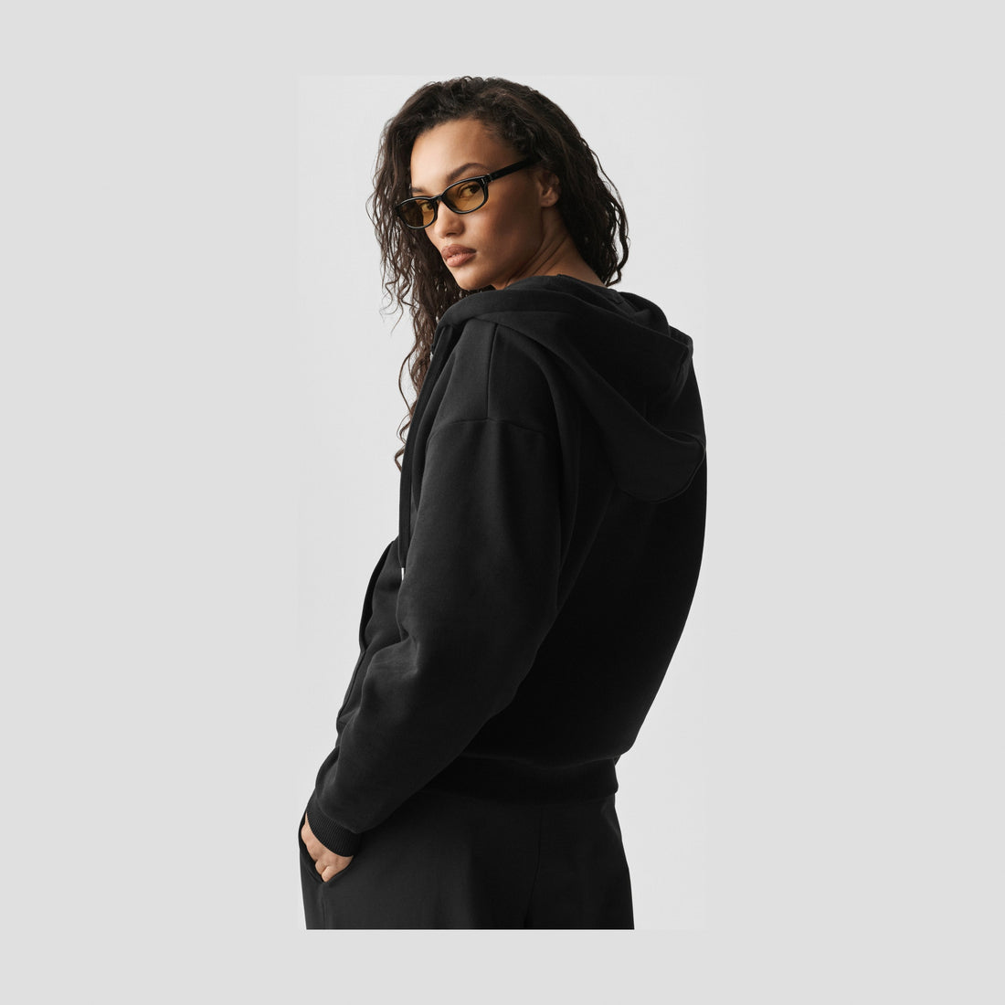 Alo Yoga Accolade Full Zip Hoodie - Black