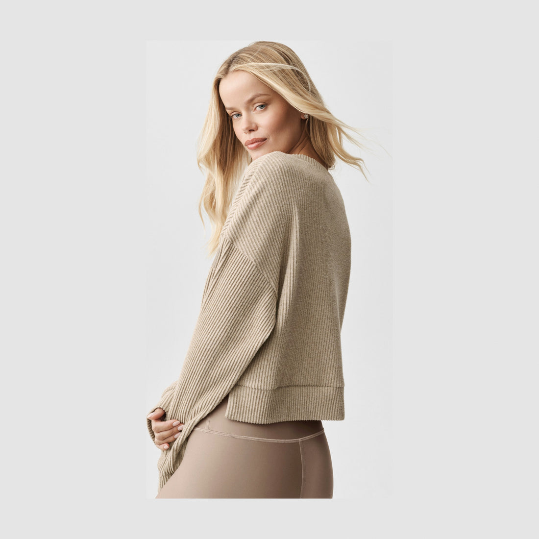 Alo Yoga Muse Crew Neck Pullover - Gravel Heather