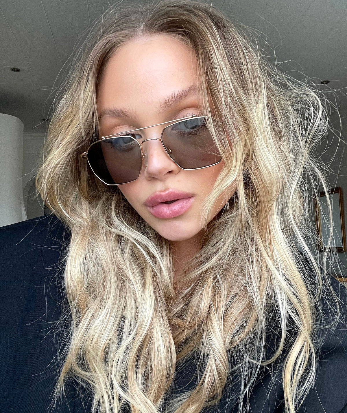 VEHLA Bowie Sunglasses - Gold/Graphite