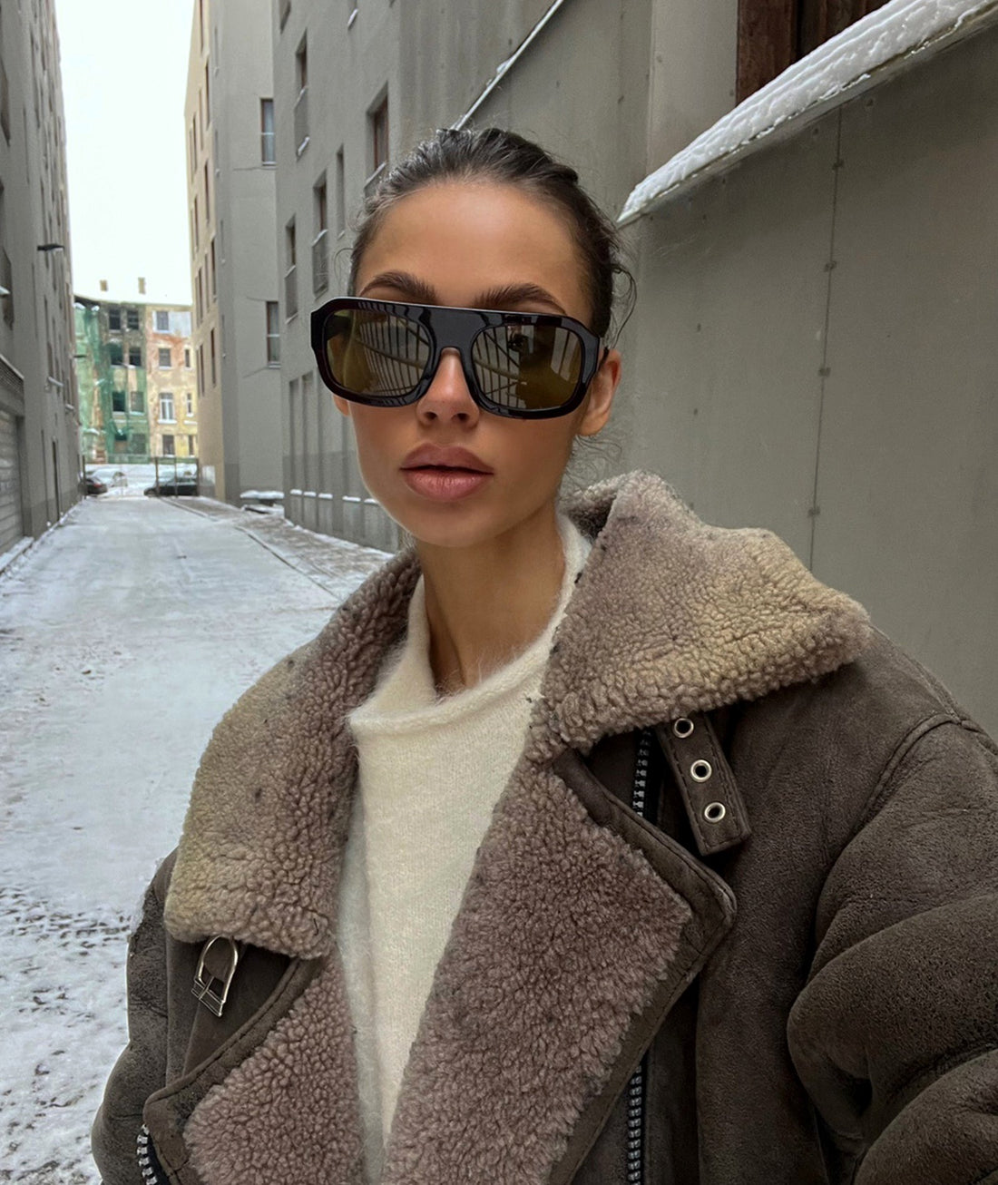 VEHLA Kaia Sunglasses - Malbec/Khaki