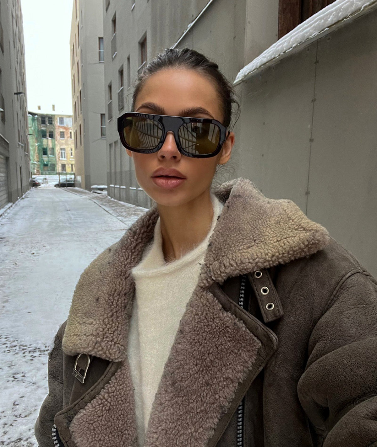 VEHLA Kaia Sunglasses - Malbec/Khaki