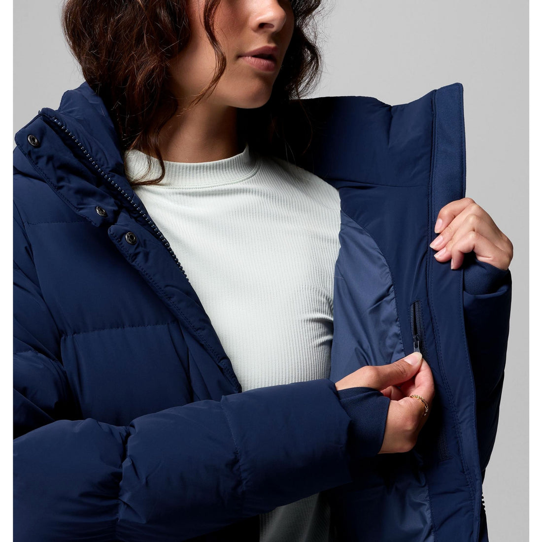 Columbia Women's Amaze Puff Mid Hooded Jacket - Collegiate Navy Matte