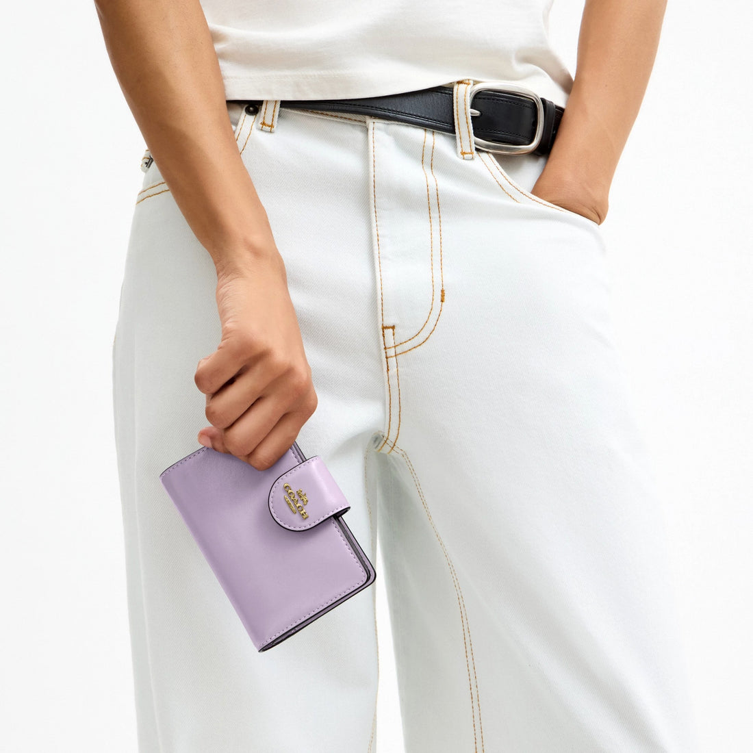 Coach Medium Corner Zip Wallet - Gold/Lilac