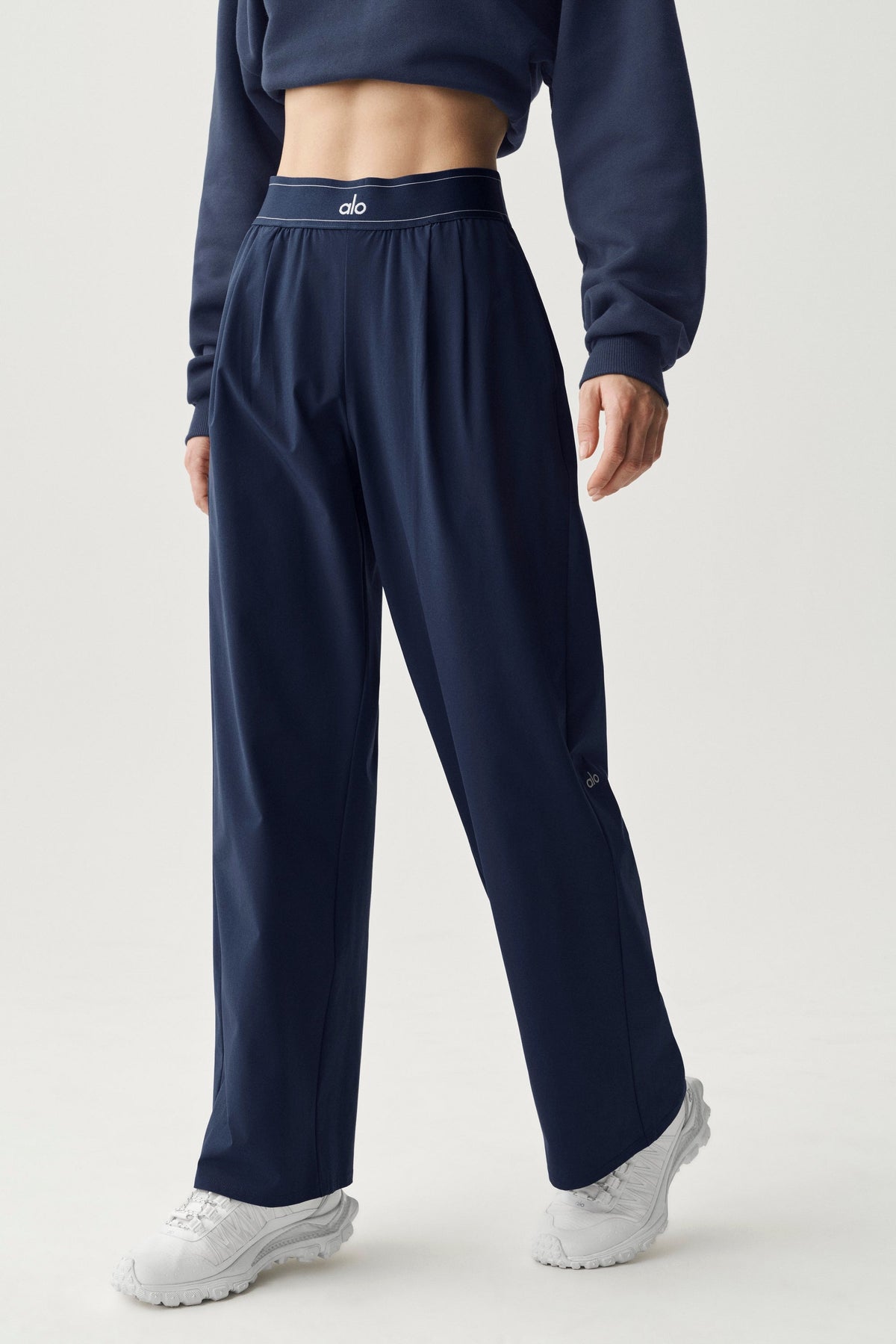 Alo Yoga Suit Up Trouser (Regular) - Navy
