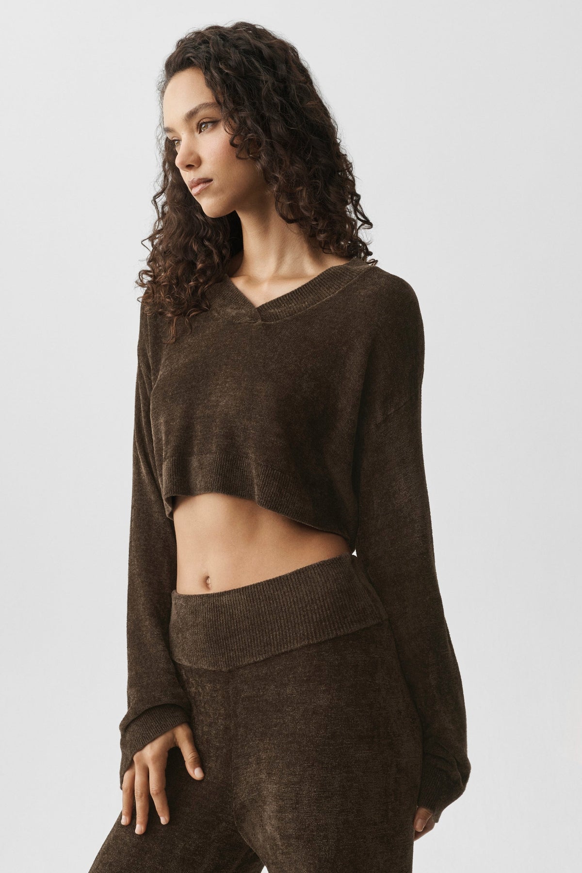 Alo Yoga Micro Chenille Cropped V-Neck Coverup - Espresso