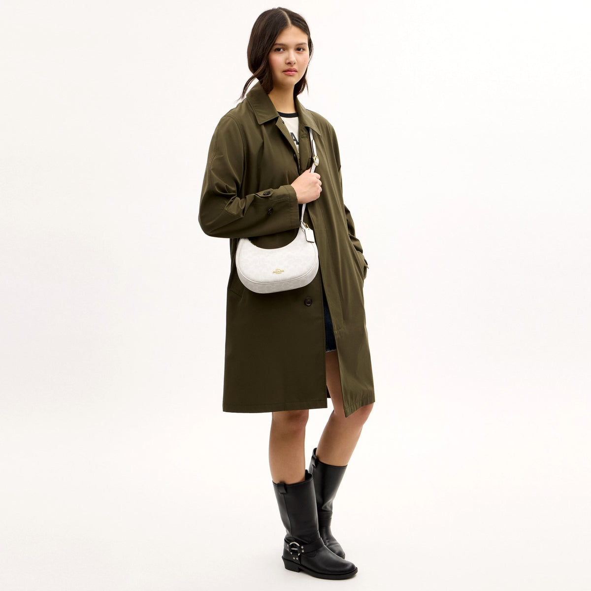 Coach Emily Shoulder Bag In Signature Canvas - Gold/White/Chalk