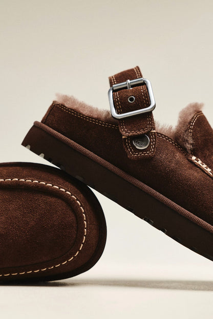 UGG Goldenstar Evelina Clogs - Chocolate