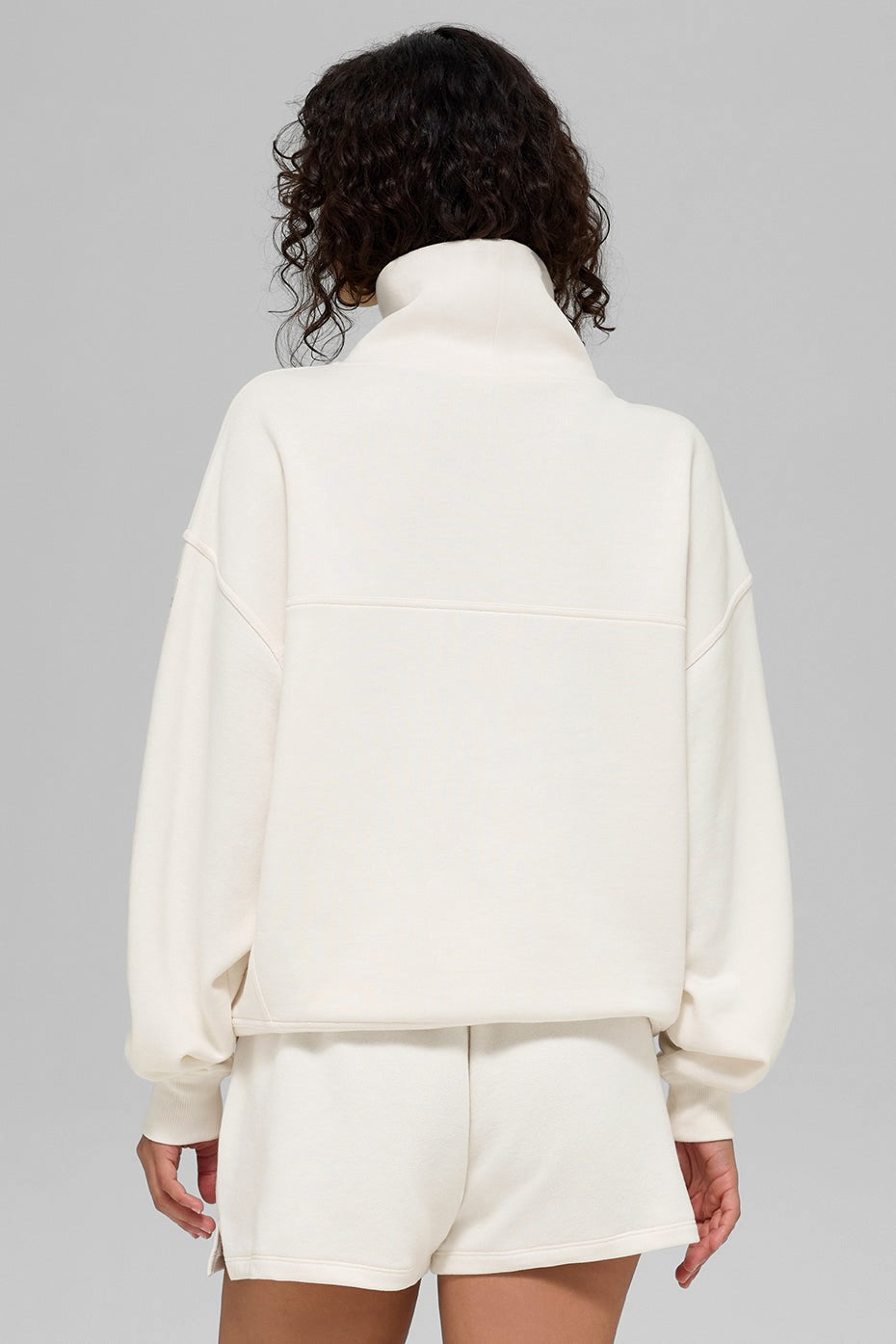 Alo Yoga Hazy Mock Neck Pullover - Ivory