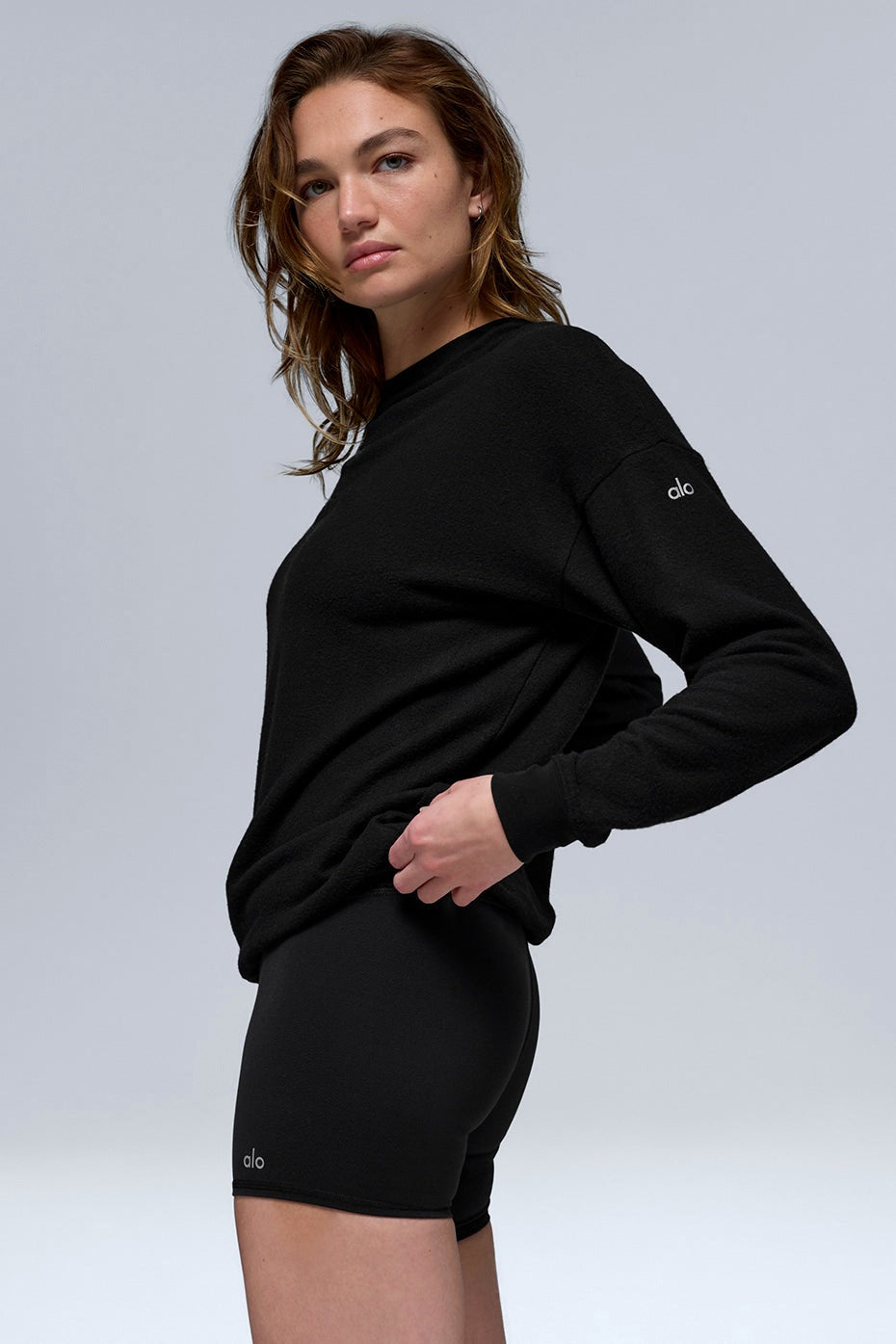 Alo Yoga Soho Pullover - Black
