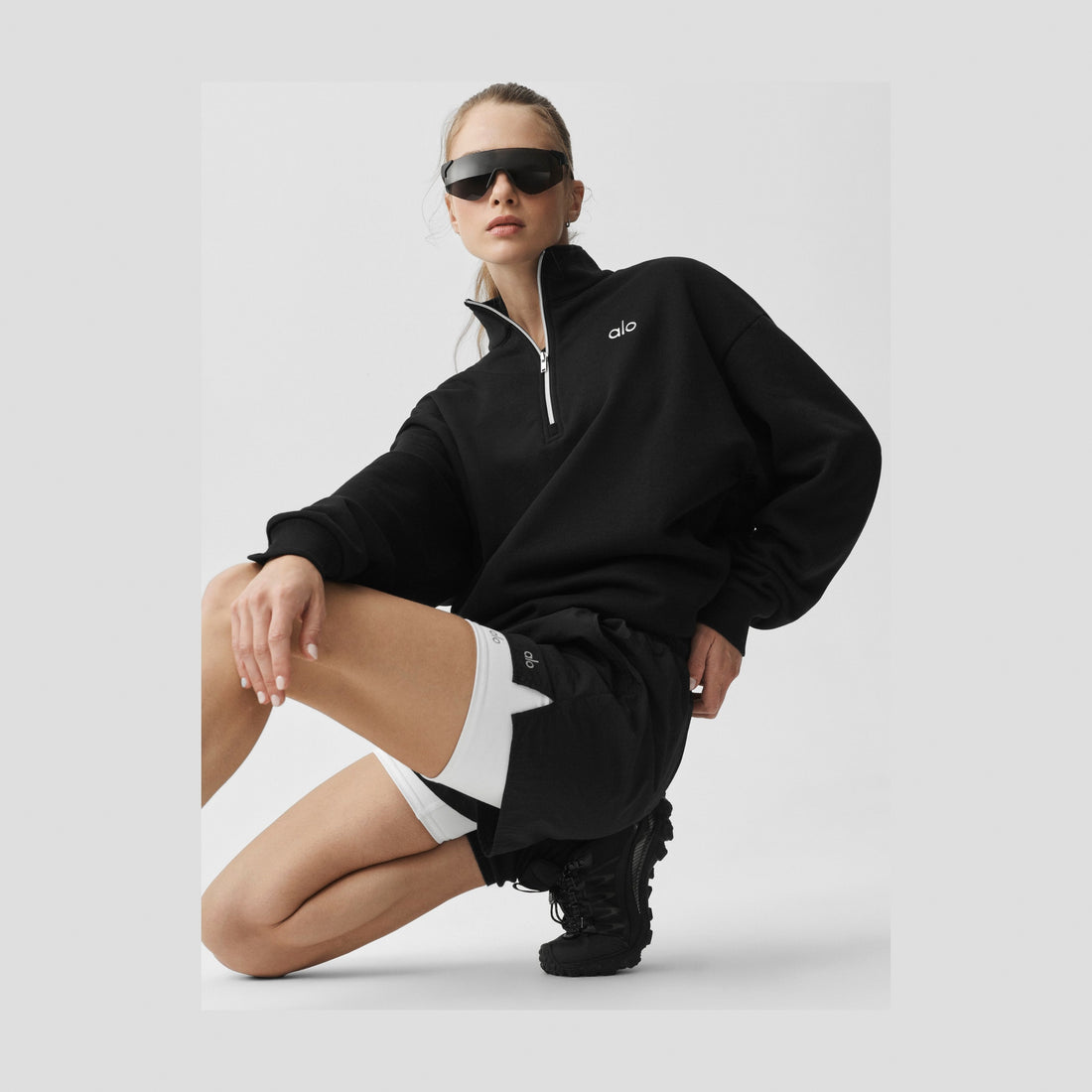 Alo Yoga Accolade 1/4 Zip Pullover - Black