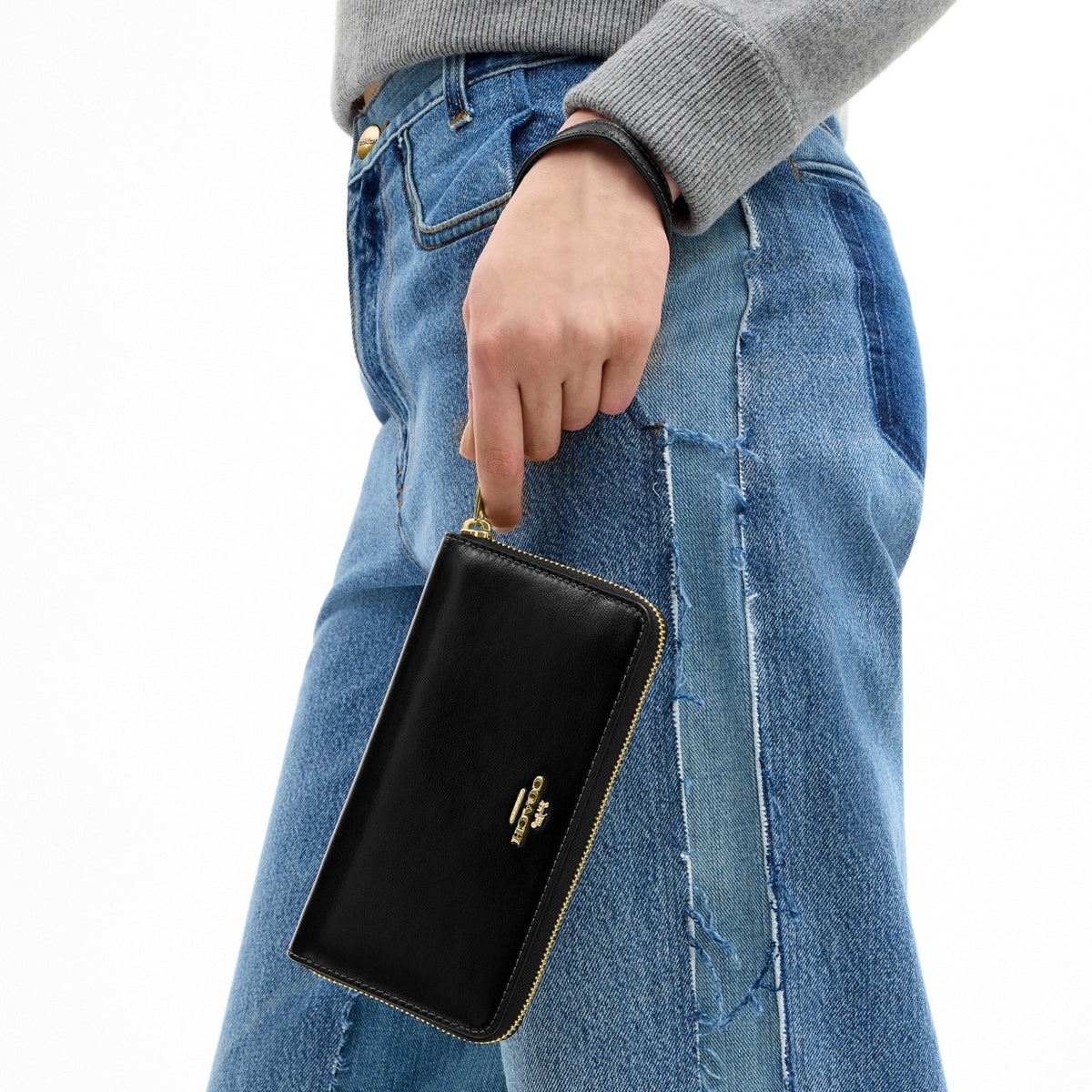 Coach Long Zip Around Wallet - Gold/Black