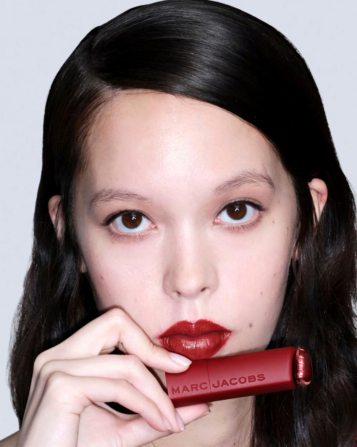 Marc Jacobs Heart On Lipstick - THAT'S HOT - INTENSE POP PINK