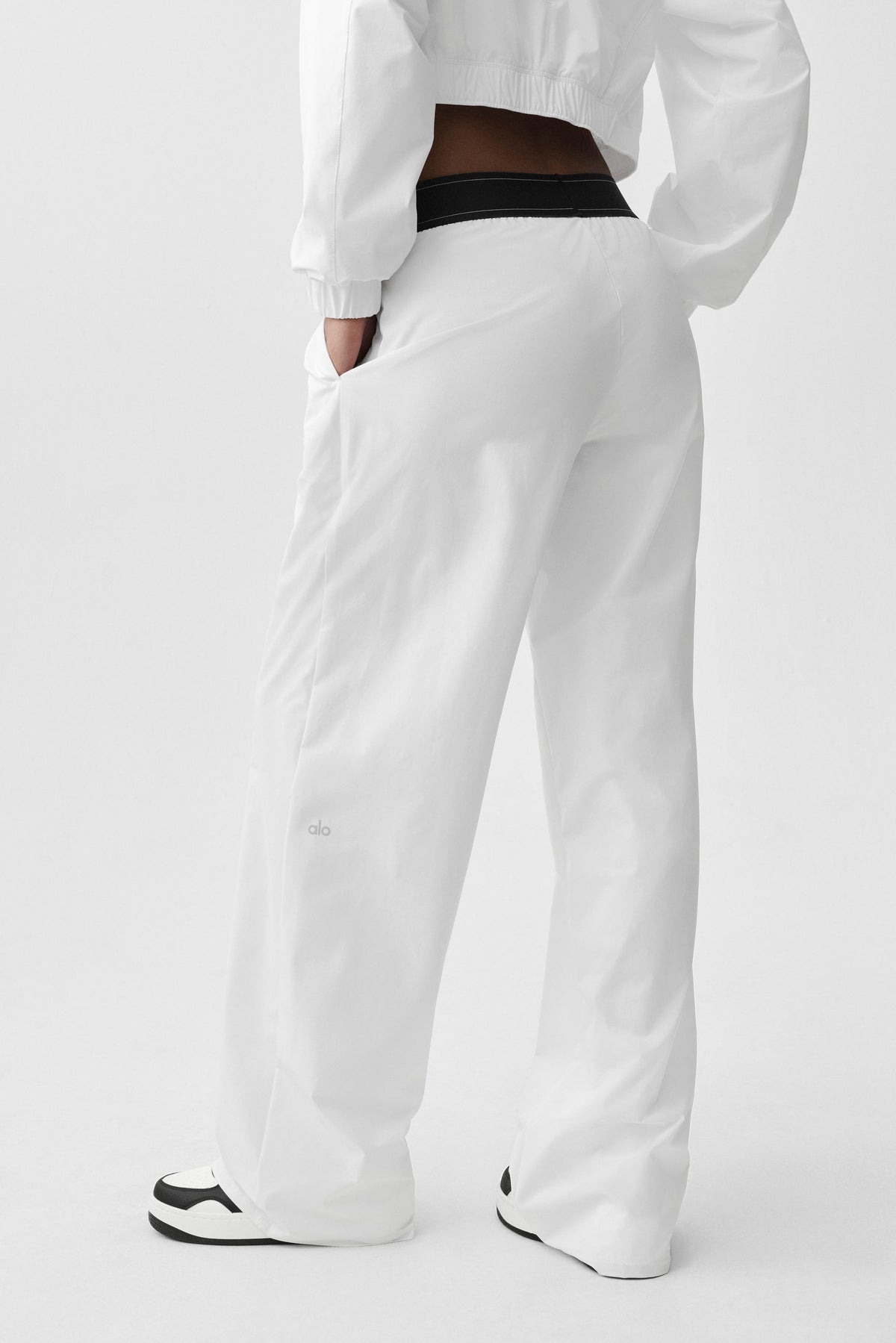 Alo Yoga Suit Up Trouser (Long) - White/Black