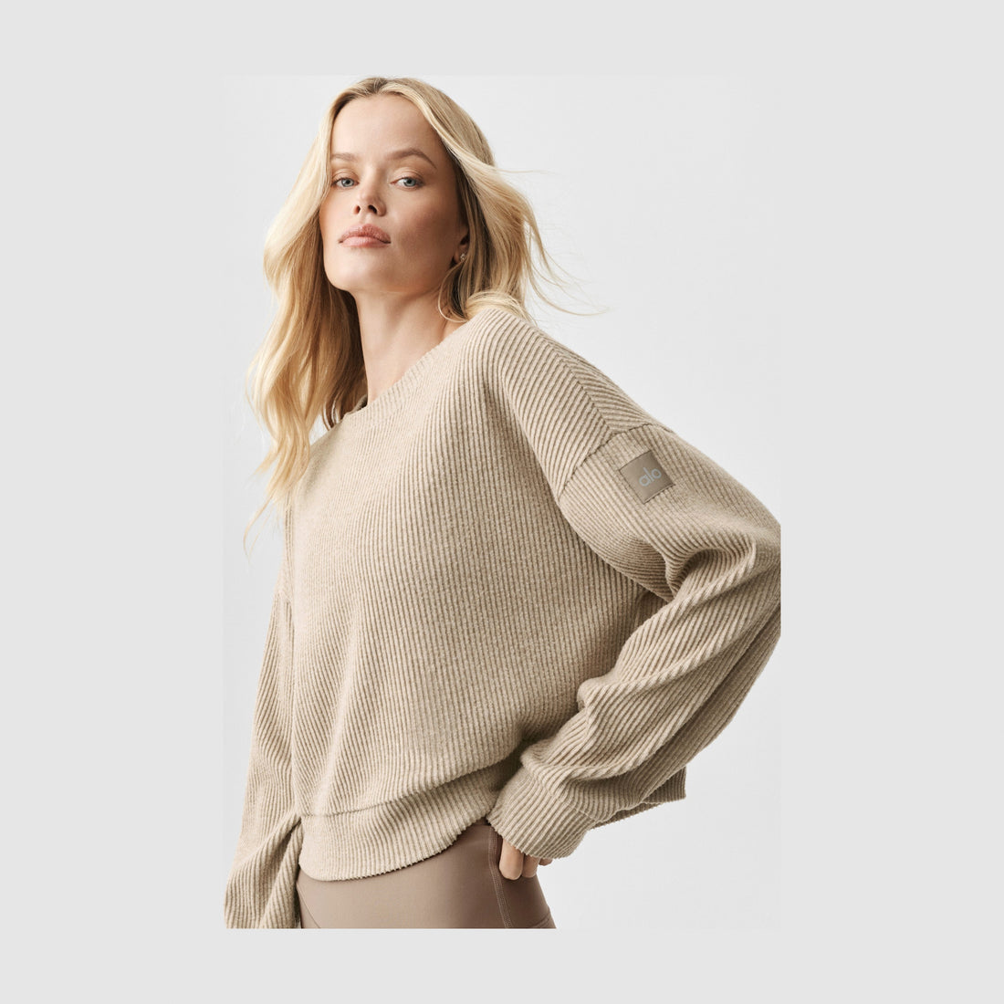 Alo Yoga Muse Crew Neck Pullover - Gravel Heather