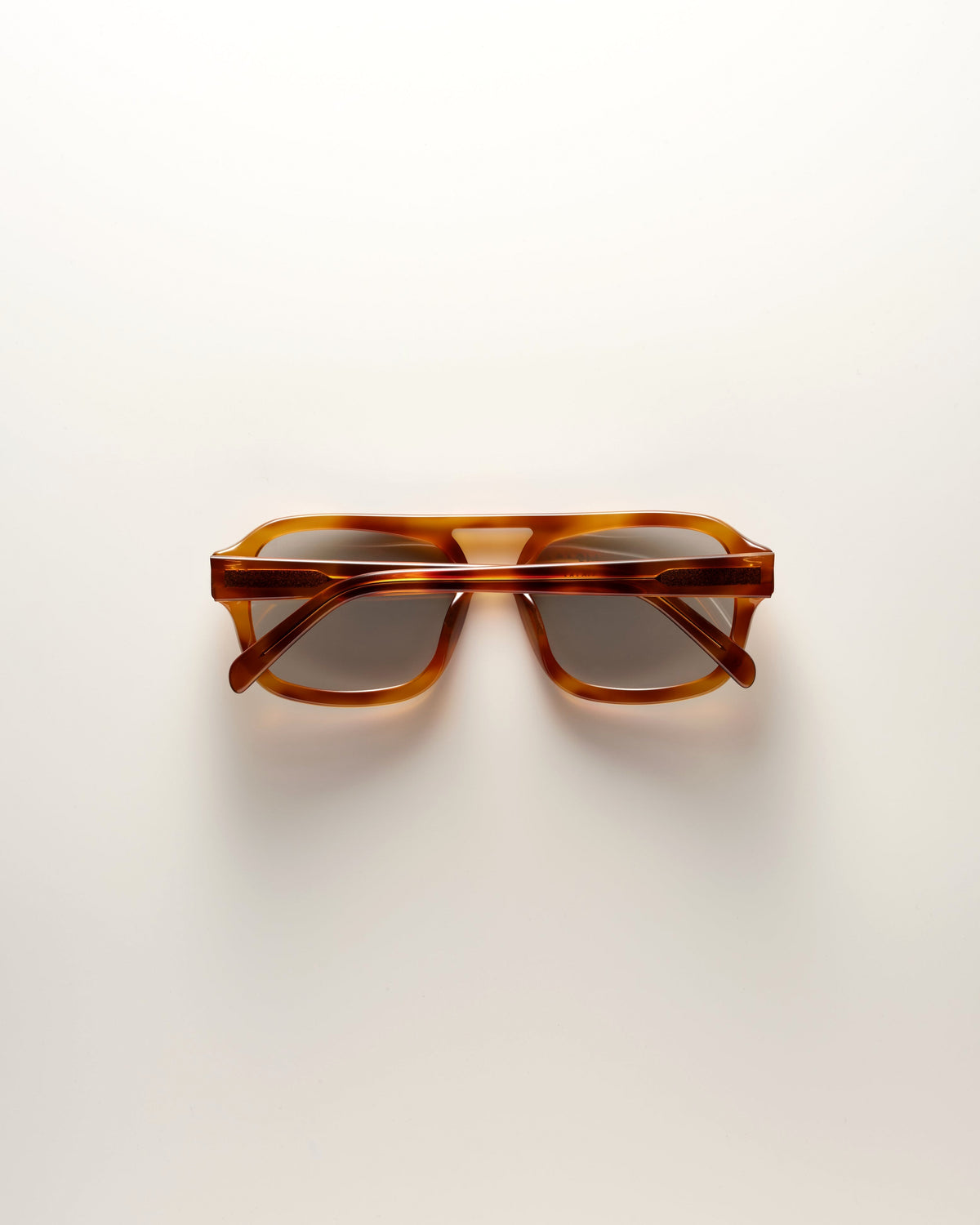 VEHLA Dixie Sunglasses - Honey Tort/Graphite