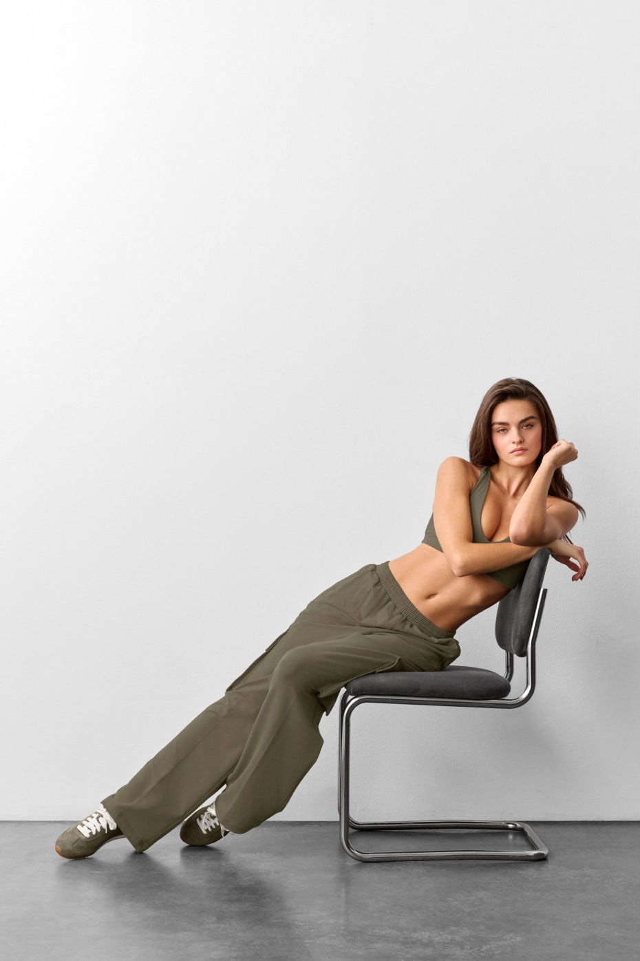 Alo Yoga Double Take Cargo Pant - Olive Tree