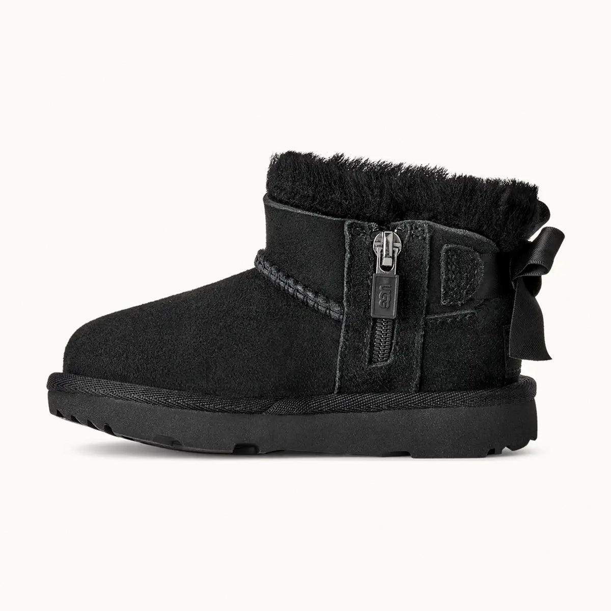 UGG Ultra Mini Bailey Bow - Black