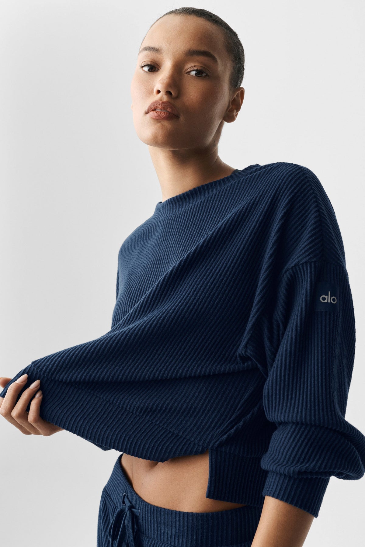 Alo Yoga Muse Crew Neck Pullover - Navy