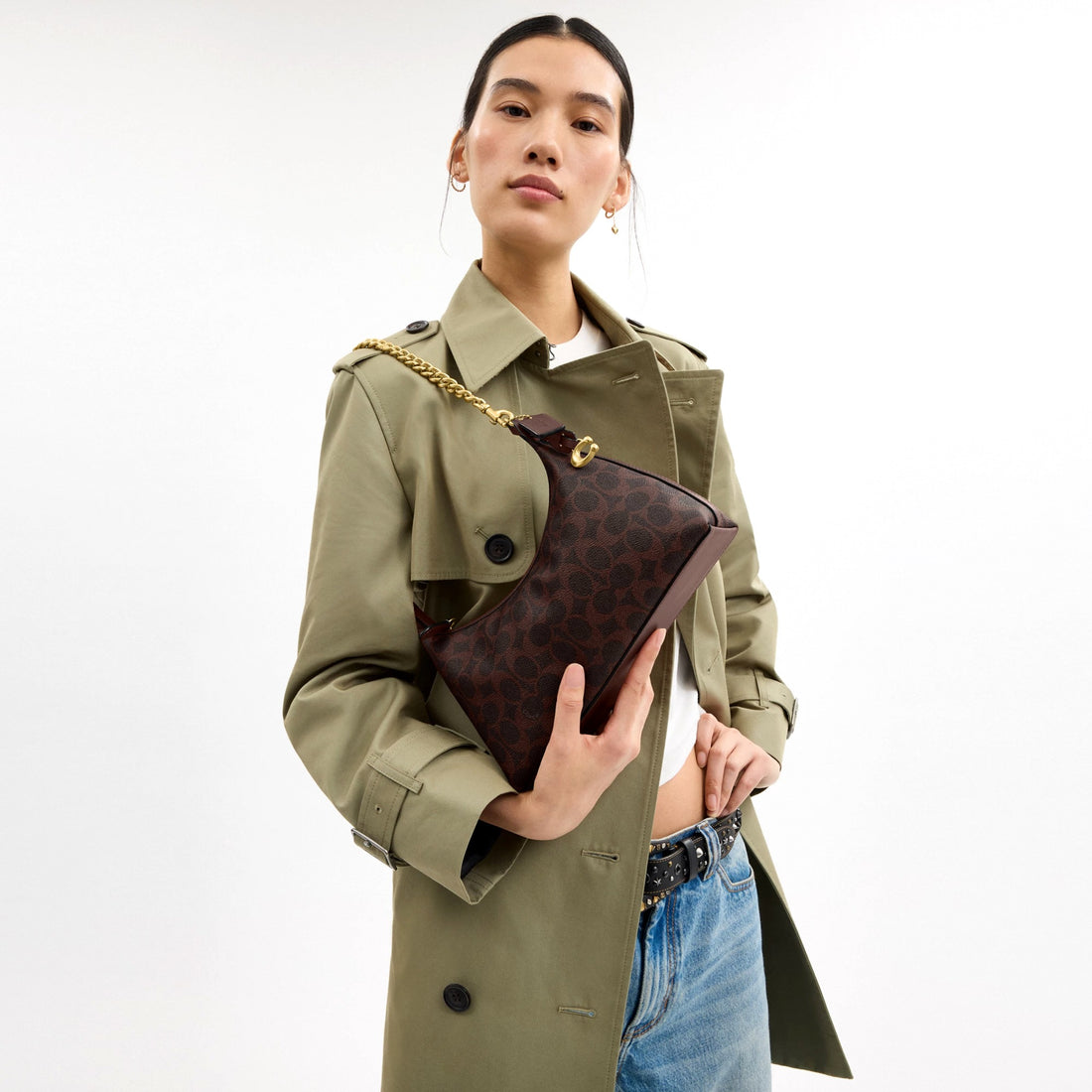 Coach Juliet Shoulder Bag 25 In Signature Canvas - Brass/Maple Maple