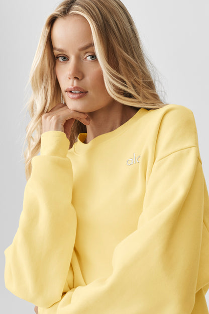 Alo Yoga Accolade Crew Neck Pullover - Warm Butter