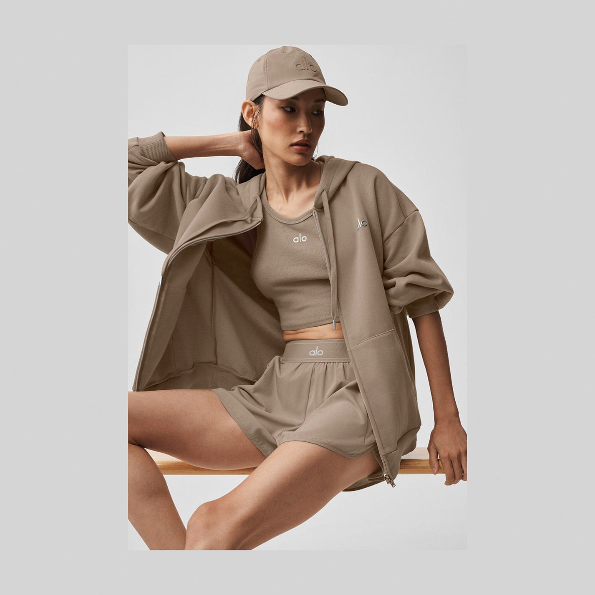 Alo Yoga Accolade Full Zip Hoodie - Gravel