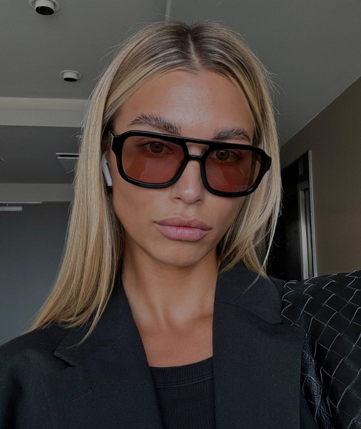 VEHLA Dixie Sunglasses - Black/Toffee