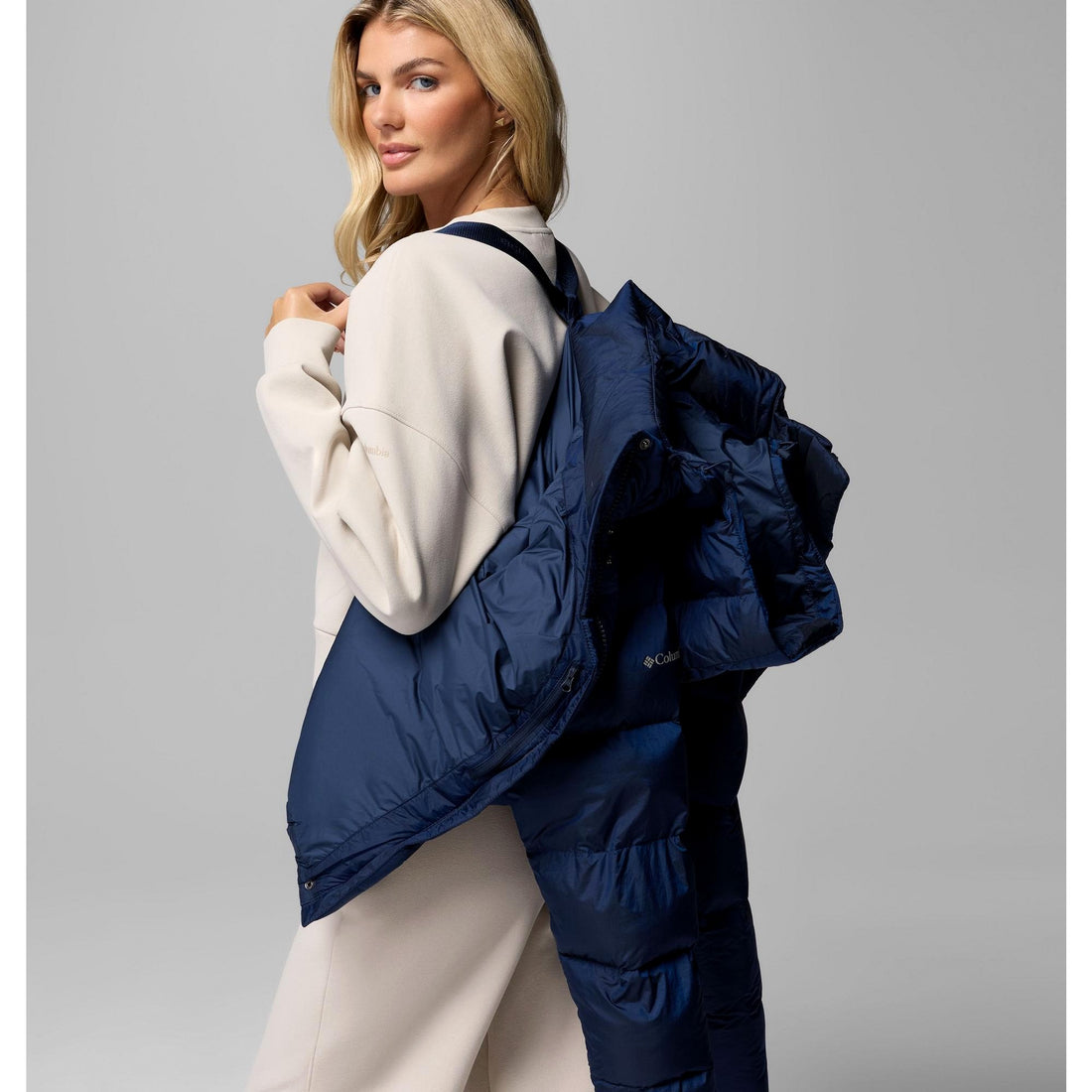 Columbia Women's Amaze Puff Hooded Jacket - Collegiate Navy High Shine
