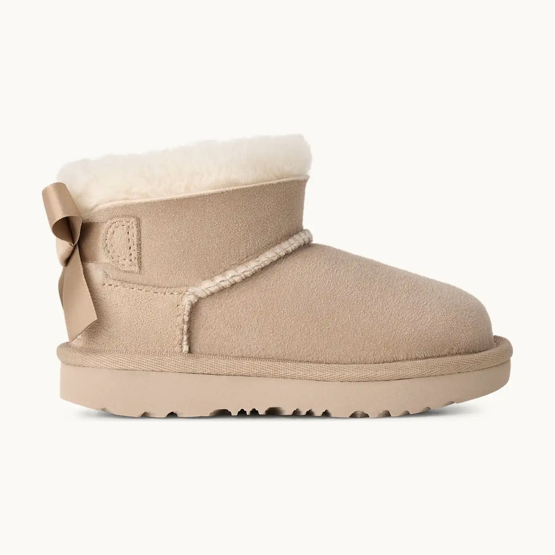 UGG Ultra Mini Bailey Bow - Sand