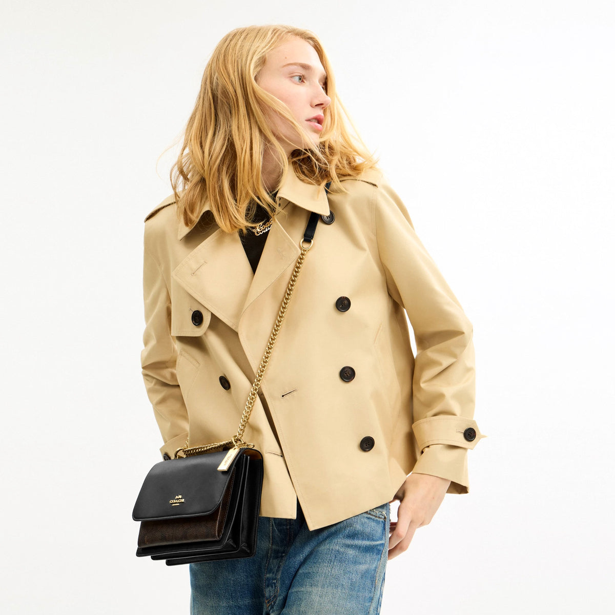 Coach Klare Crossbody Bag In Signature Canvas - Gold/Walnut/Black