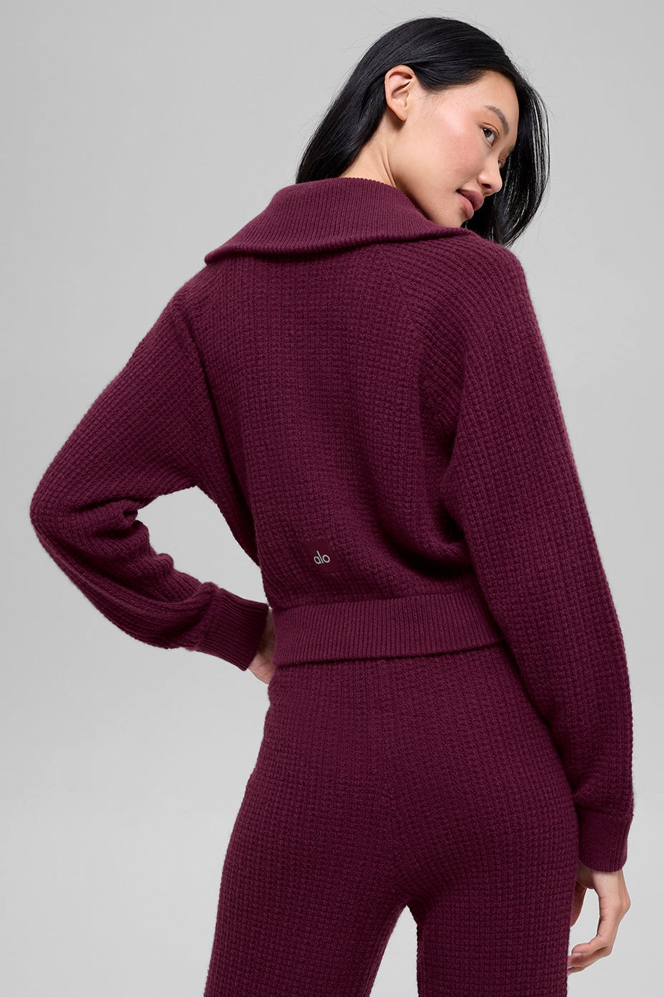 Alo Yoga Cashmere Plush Waffle 1/4 Zip Pullover - Burgundy