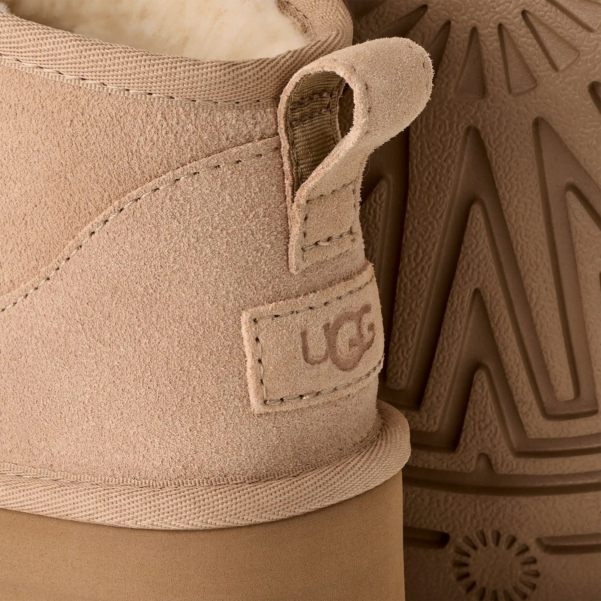 UGG Classic Ultra Mini Platform - Sand